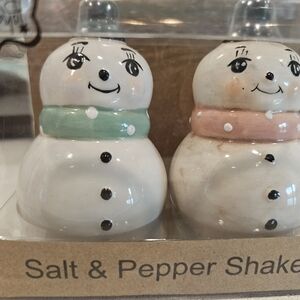 New Johanna Parker Pastel Pink Mint Green SnowmenChristmas Salt & Pepper Shakers